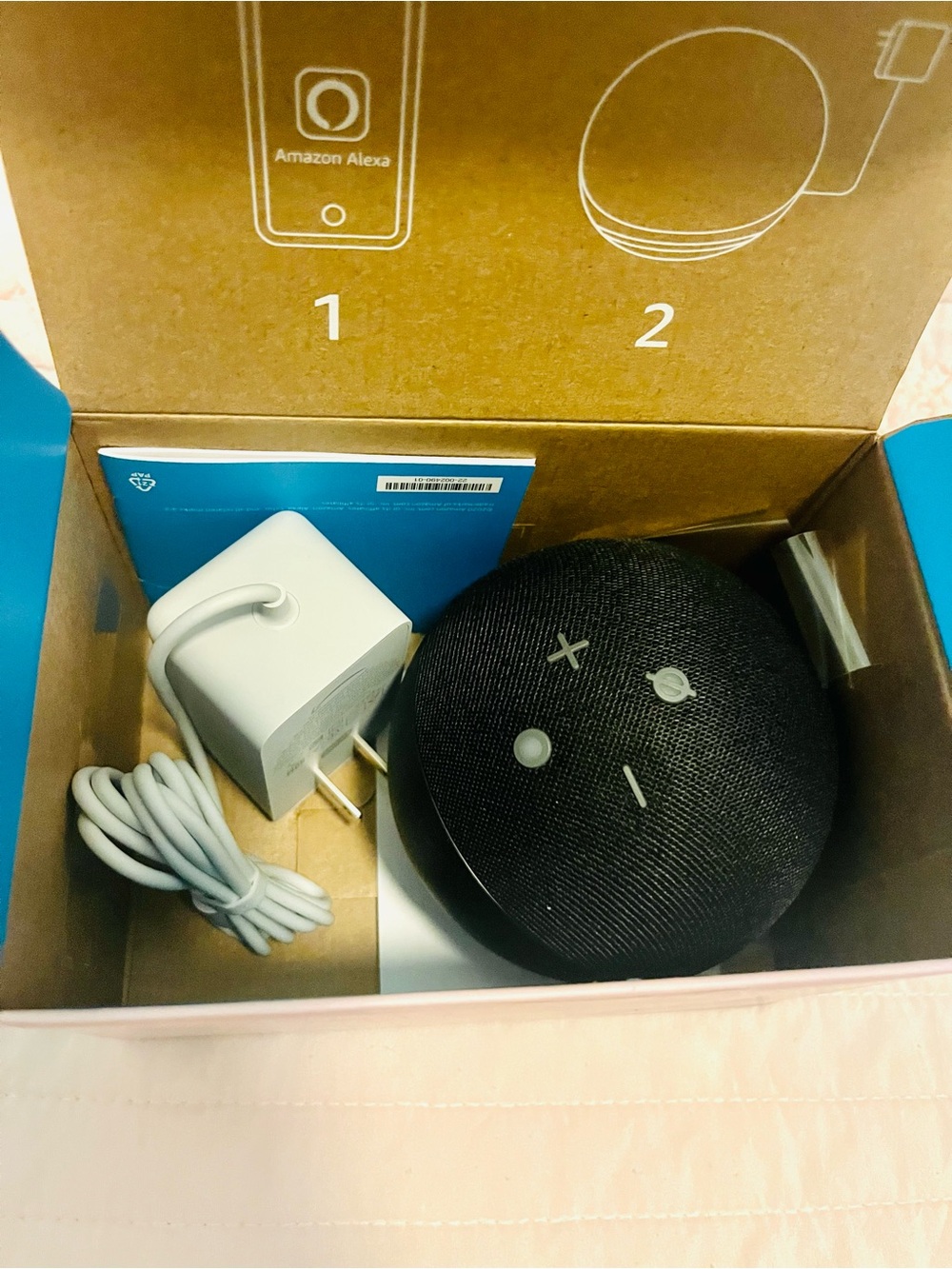 NEW Amazon Echo Dot 4th Gen Smart Speaker - Alexa - Black - Picture 6 of 8